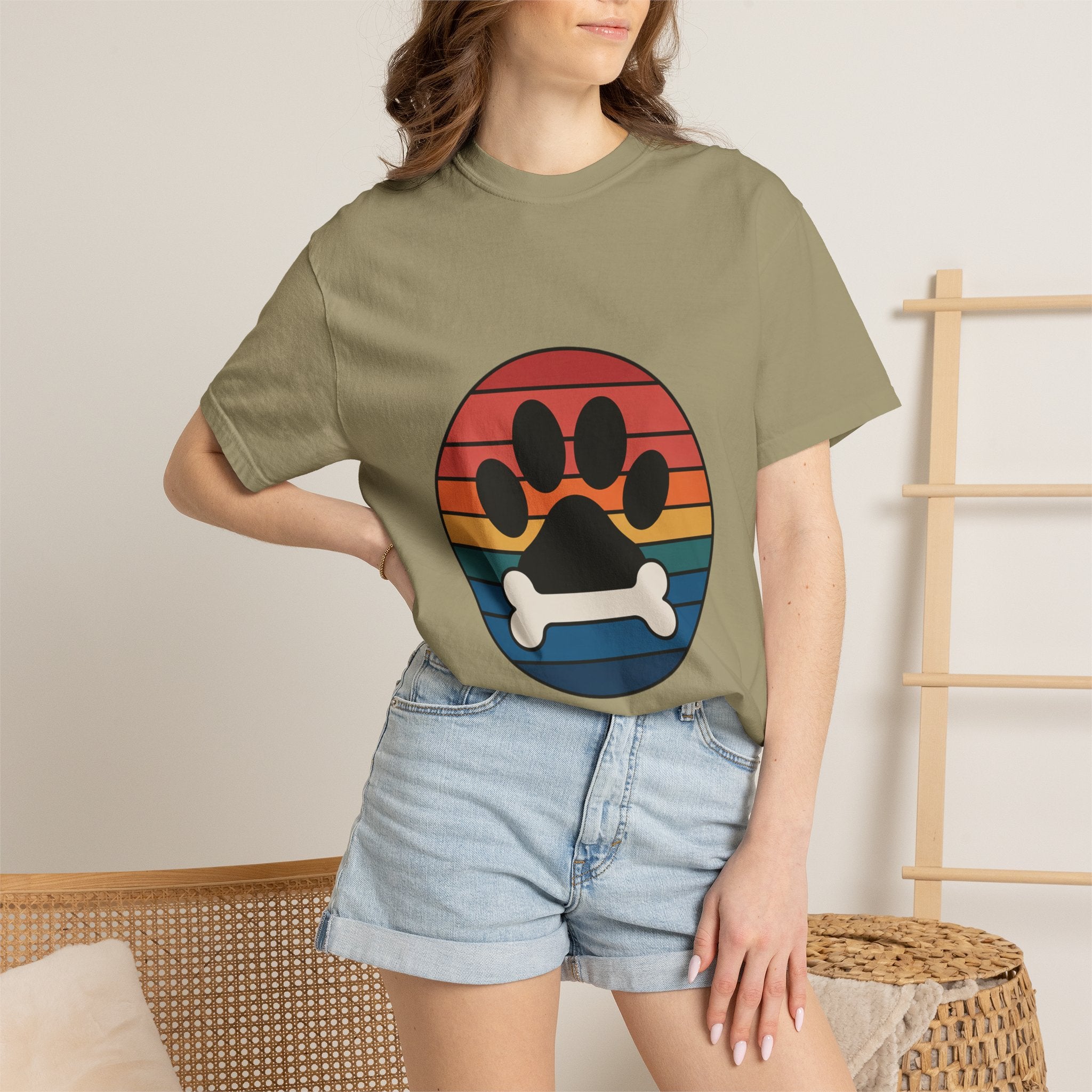 Dog Mom Retro Badge Shirt, Vintage Sunset Dog Lover T-Shirt, Retro Travel Sticker Style Dog Mama Gift Tee