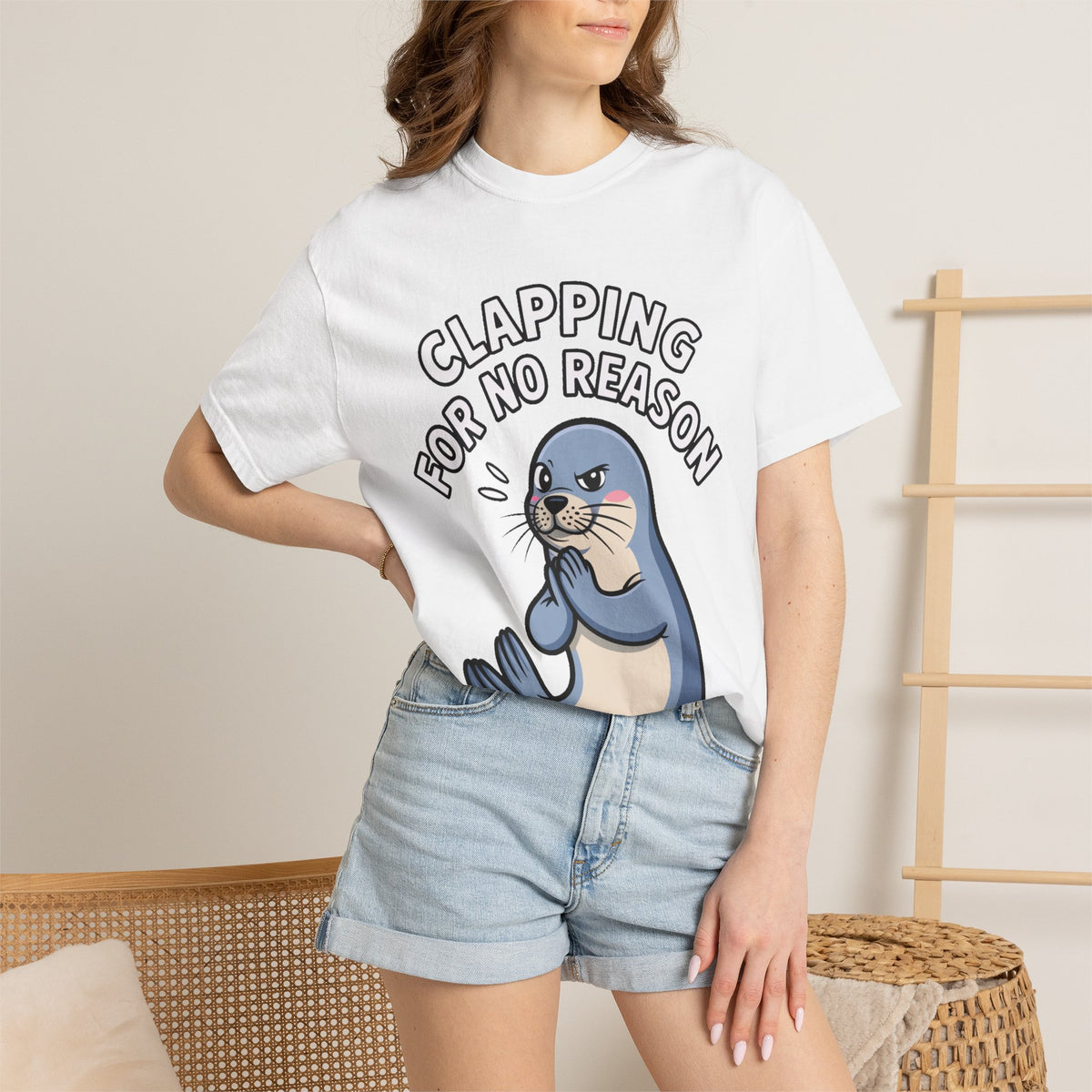 Clapping For No Reason Seal Shirt, Funny Sassy Seal T-Shirt, Cute Cartoon Animal Tee, Sarcastic Meme Gift