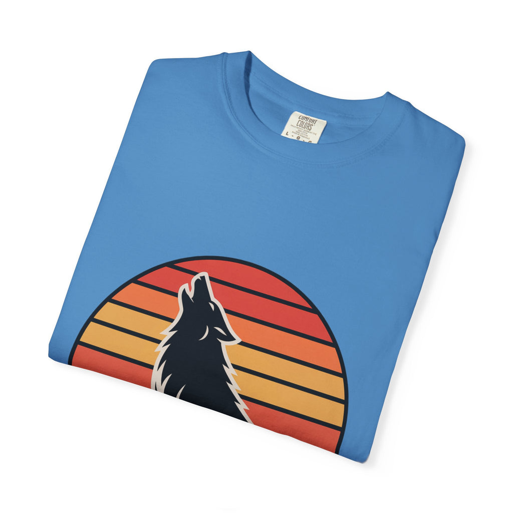 Retro Sunset Wolf Badge T-Shirt