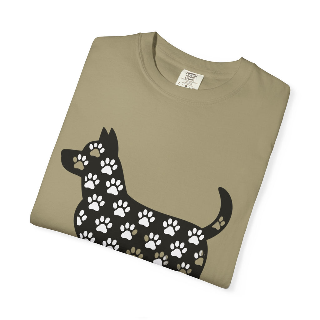 Puppy Love Dog Shirt, Cute Dog Silhouette T-Shirt, Paw Print Pattern Tee, Dog Lover Gift, Minimalist Dog Mom Shirt