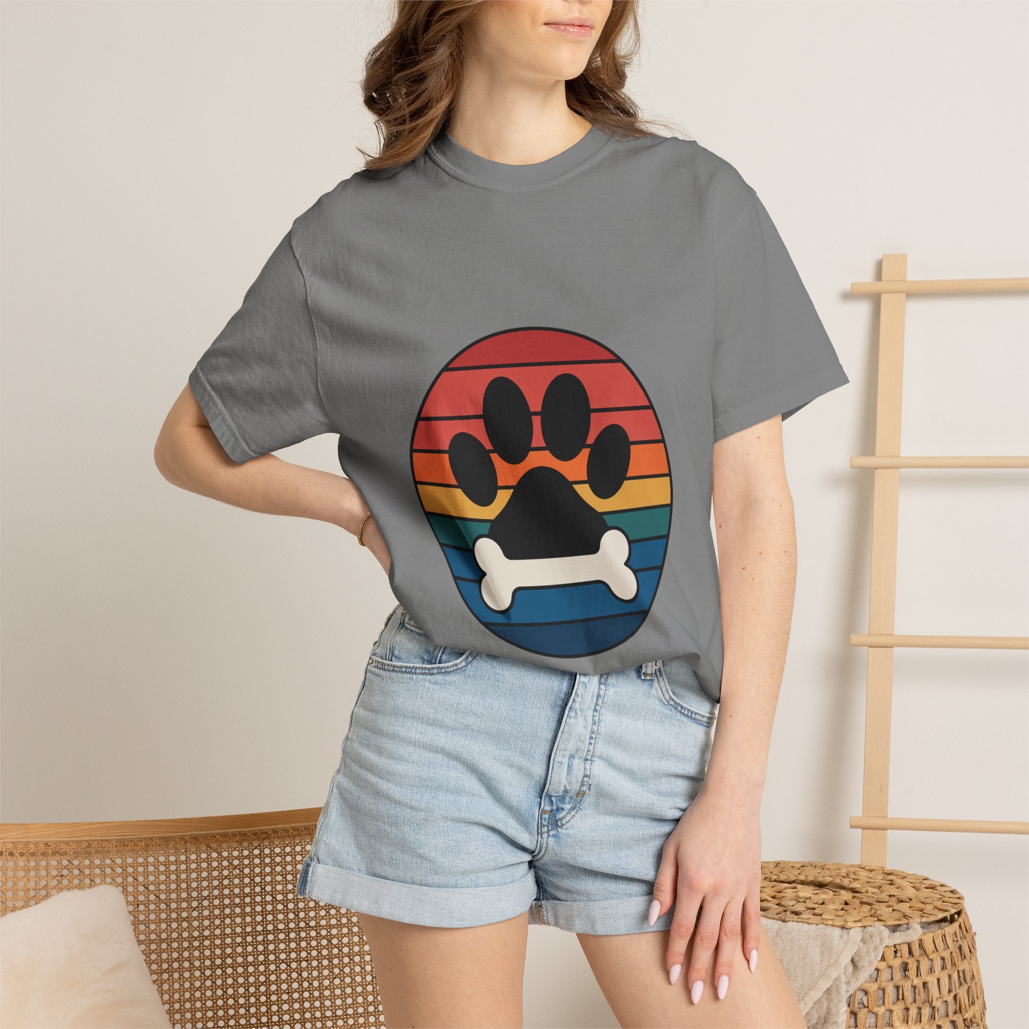 Dog Mom Retro Badge Shirt, Vintage Sunset Dog Lover T-Shirt, Retro Travel Sticker Style Dog Mama Gift Tee