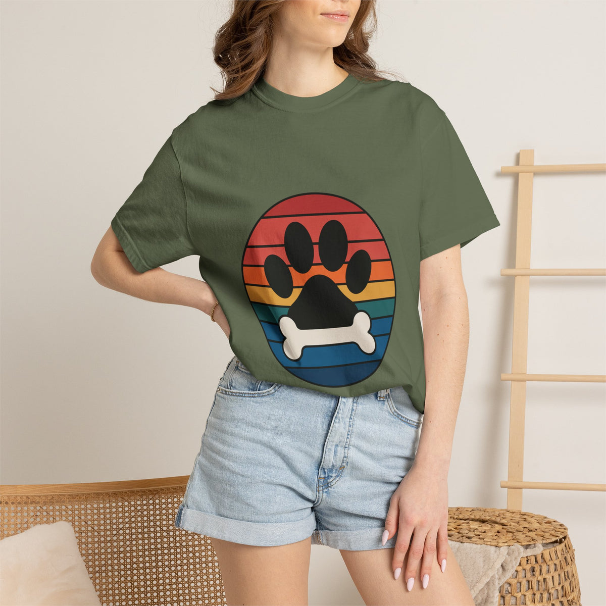 Dog Mom Retro Badge Shirt, Vintage Sunset Dog Lover T-Shirt, Retro Travel Sticker Style Dog Mama Gift Tee