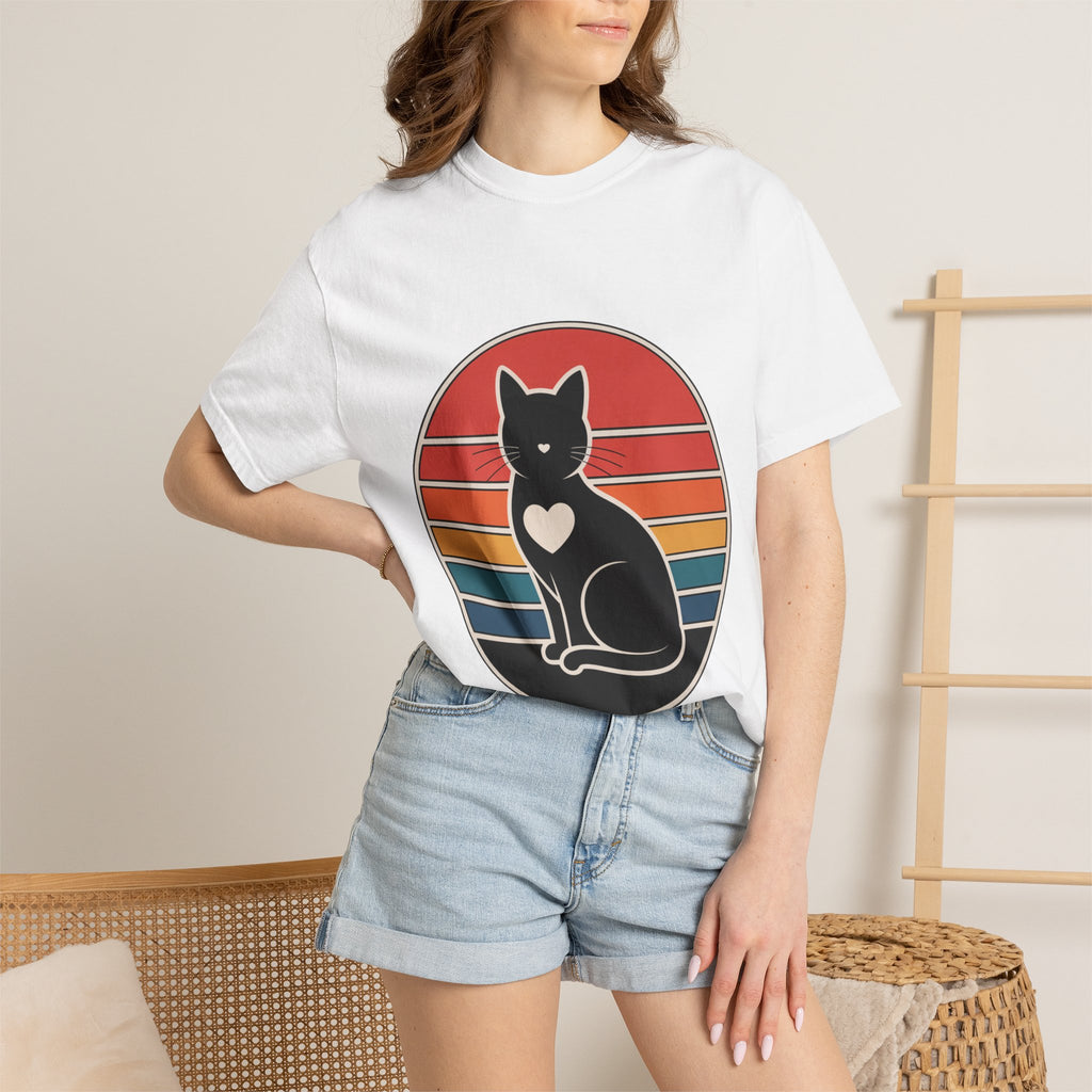 Cat Mom Sunset Badge Shirt, Retro Vintage Cat Lover T-Shirt, Minimalist Circular Badge Tee, Cute Cat Mom Gift