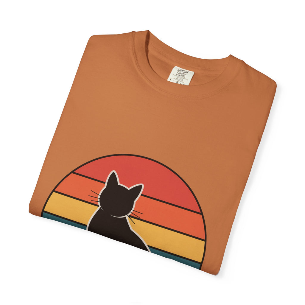 Retro Sunset Cat Badge T-Shirt