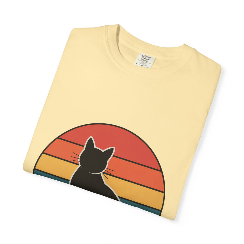 Retro Sunset Cat Badge T-Shirt