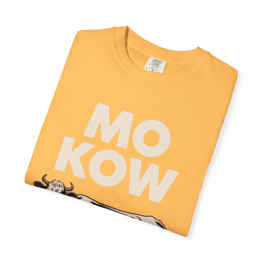 Mo Kow Funny Cow Shirt, Absurd Meme T-Shirt, Deadpan Farm Animal Tee, Weird Cow Lover Gift, Funny Misspelled Label Shirt