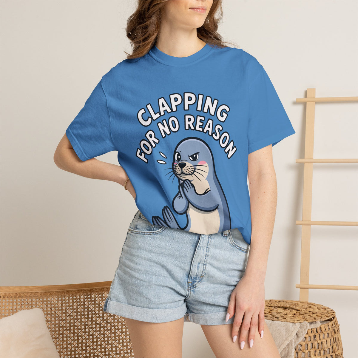 Clapping For No Reason Seal Shirt, Funny Sassy Seal T-Shirt, Cute Cartoon Animal Tee, Sarcastic Meme Gift