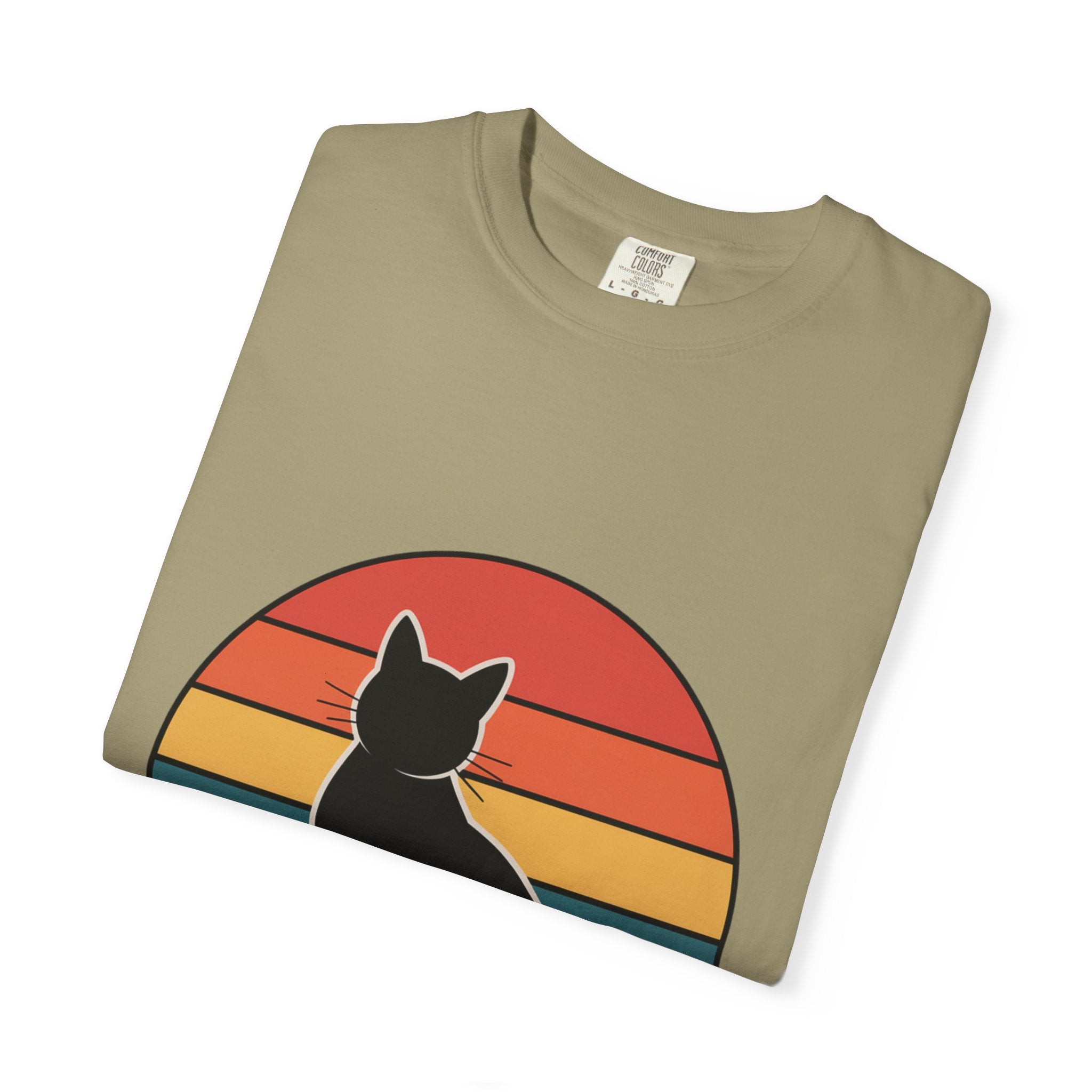 Retro Sunset Cat Badge T-Shirt