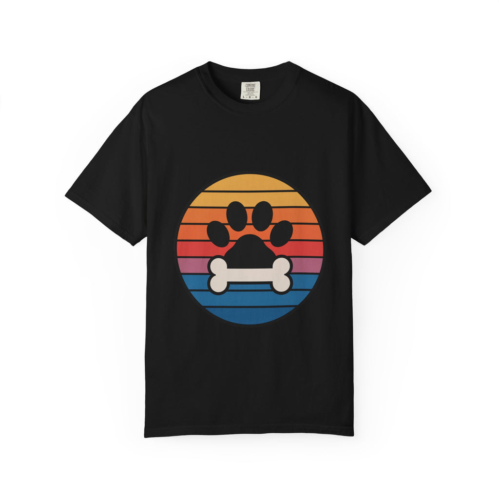 Dog Mom Retro Badge Shirt, Vintage Sunset Dog Lover T-Shirt, Retro Circle Badge Dog Mama Tee, Cute Paw Print Bone Graphic Shirt