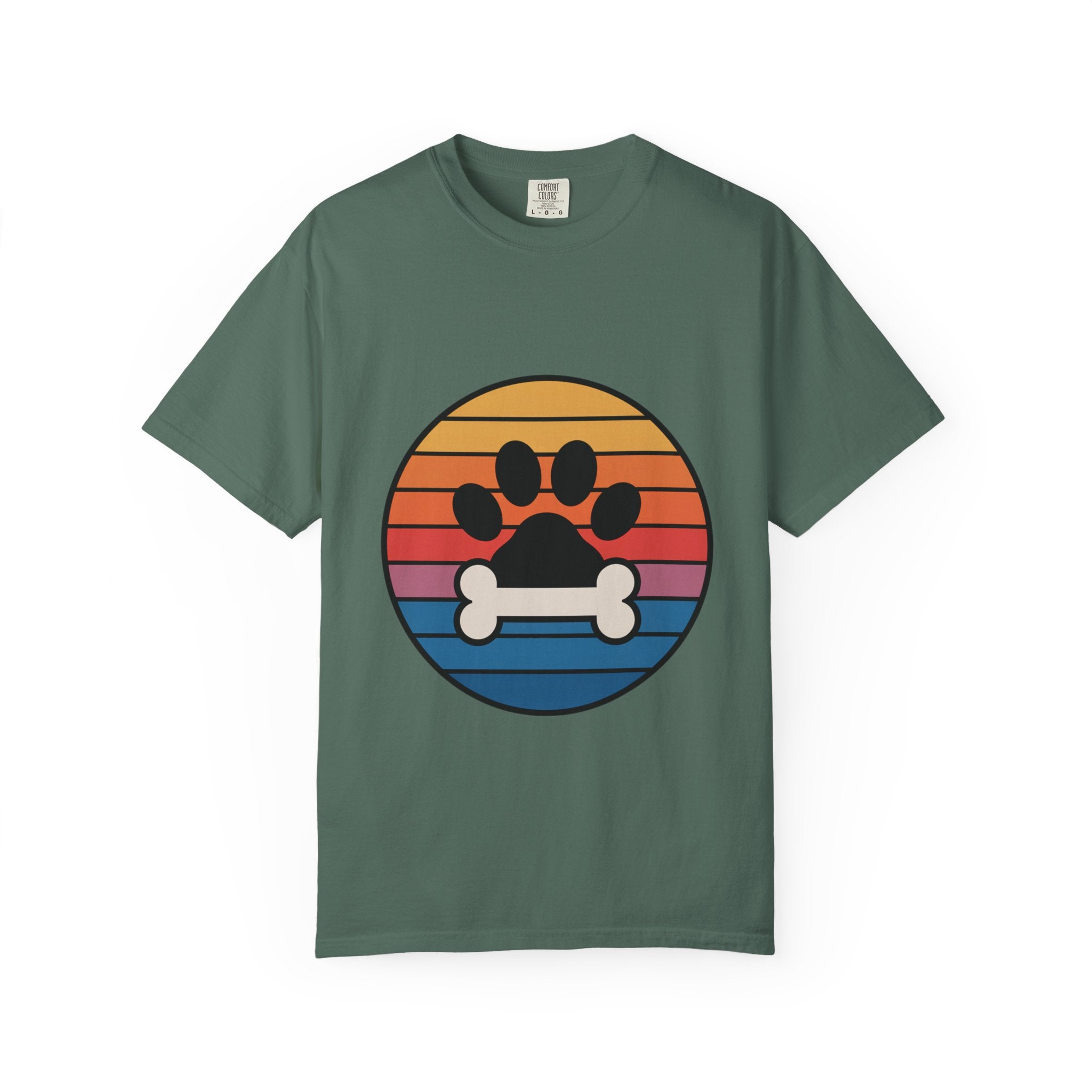 Dog Mom Retro Badge Shirt, Vintage Sunset Dog Lover T-Shirt, Retro Circle Badge Dog Mama Tee, Cute Paw Print Bone Graphic Shirt