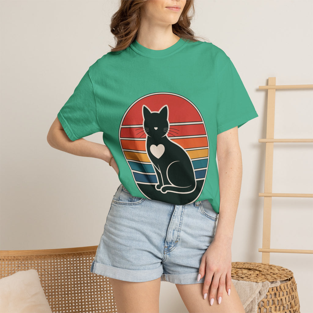 Cat Mom Sunset Badge Shirt, Retro Vintage Cat Lover T-Shirt, Minimalist Circular Badge Tee, Cute Cat Mom Gift
