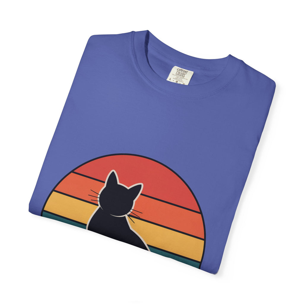 Retro Sunset Cat Badge T-Shirt