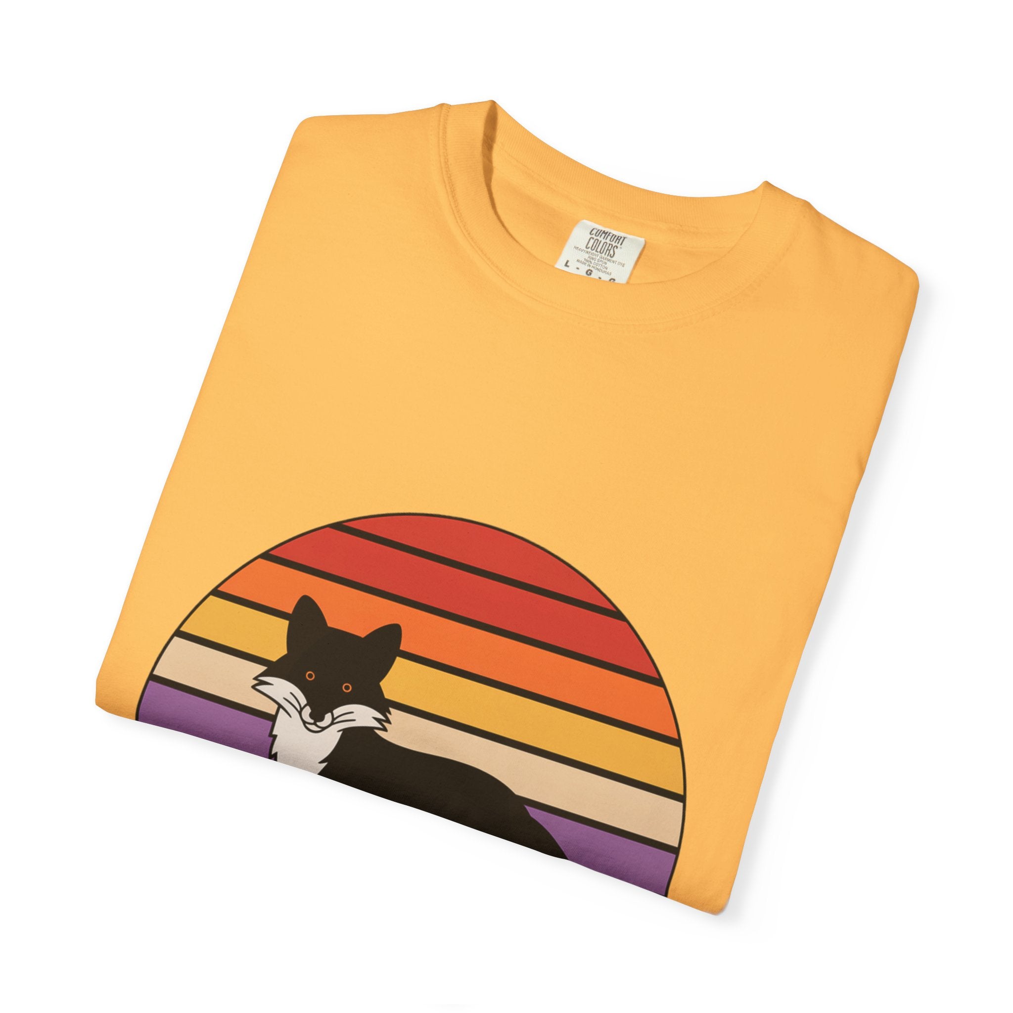 Retro Sunset Fox Badge T-Shirt