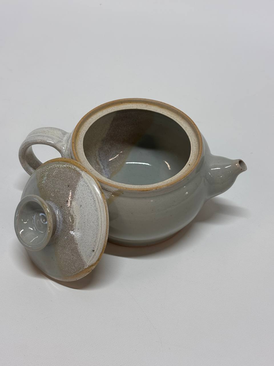 Handmade Ceramic Teapot, Small Stoneware Tea Pot with Lid, White Amber Drip Glaze Pottery, Rustic Farmhouse Kitchen Decor, Gift for Tea Lover