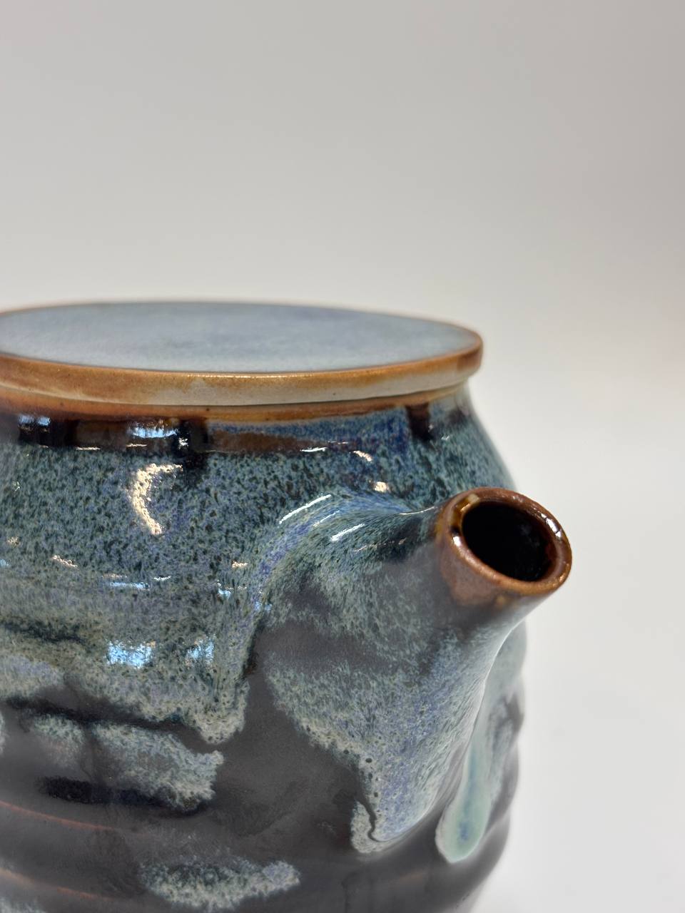 Handmade Ceramic Teapot – Black & Blue Drip Glaze Stoneware Tea Pot with Flat Lid